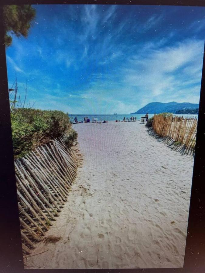 Pin Rollan Beach Saint-Mandrier-sur-Mer Exterior foto