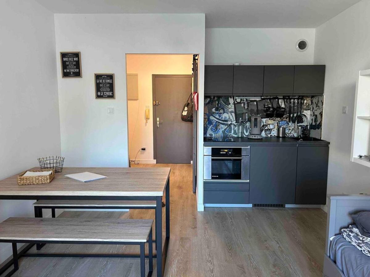 Pin Rollan Beach Saint-Mandrier-sur-Mer Exterior foto